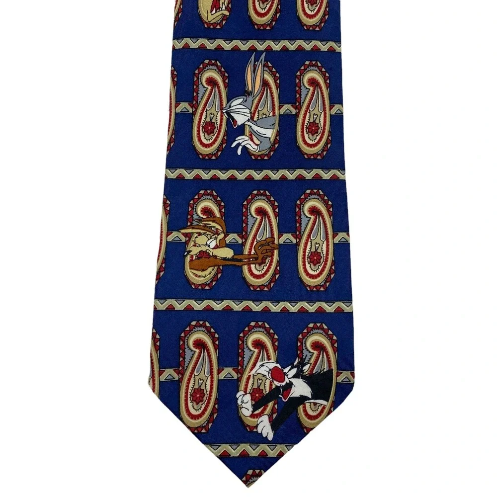 Looney Tunes Mania Tie Mens Blue Bugs‎ Bunny Wile E Coyote Cartoon Necktie